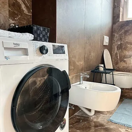 Ollio Balkan Escape * 贝尔格莱德