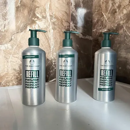 Ollio Balkan Escape *